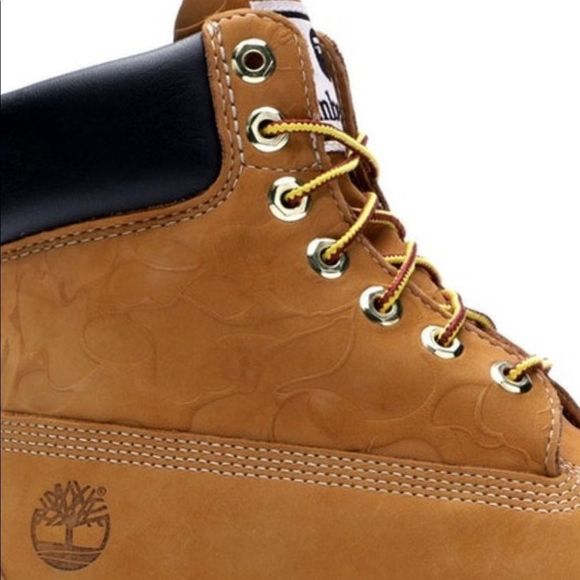 Timberland 6” Bape X Undefeated - Picture 2 of 8